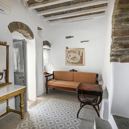 Anna's Nyaraló Arnádosz